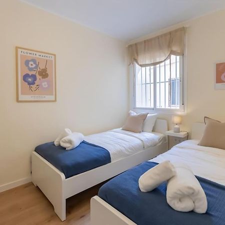 Downtown Flat With 46 Sqm Private Rooftop Terrace مالقة المظهر الخارجي الصورة