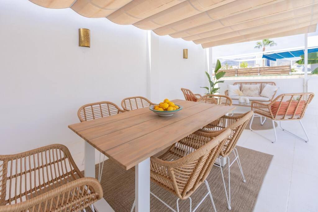 Downtown Flat With 46 Sqm Private Rooftop Terrace مالقة المظهر الخارجي الصورة